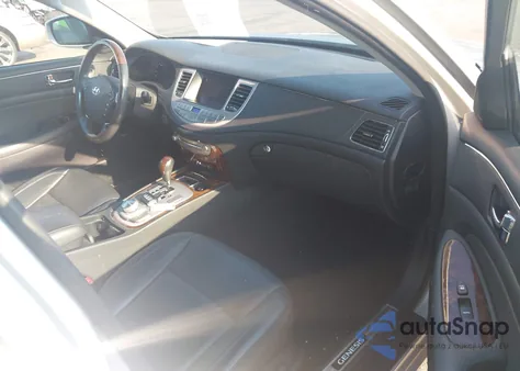 2011 Hyundai Genesis 4.6 from USA, damaged, VIN KMHGC4DF7BU120736